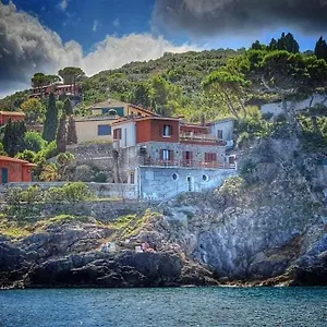 https://villa-flora-argentario.it-tuscanyhotel.com